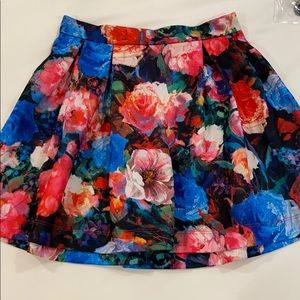 Express flower skirt